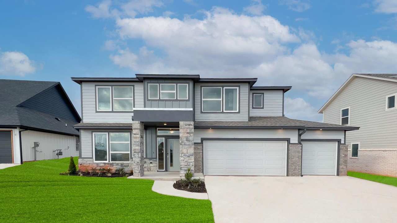 Modern/Newer Home in East Edmond + 4 bed + 3.5 bath + 3 Car Garage