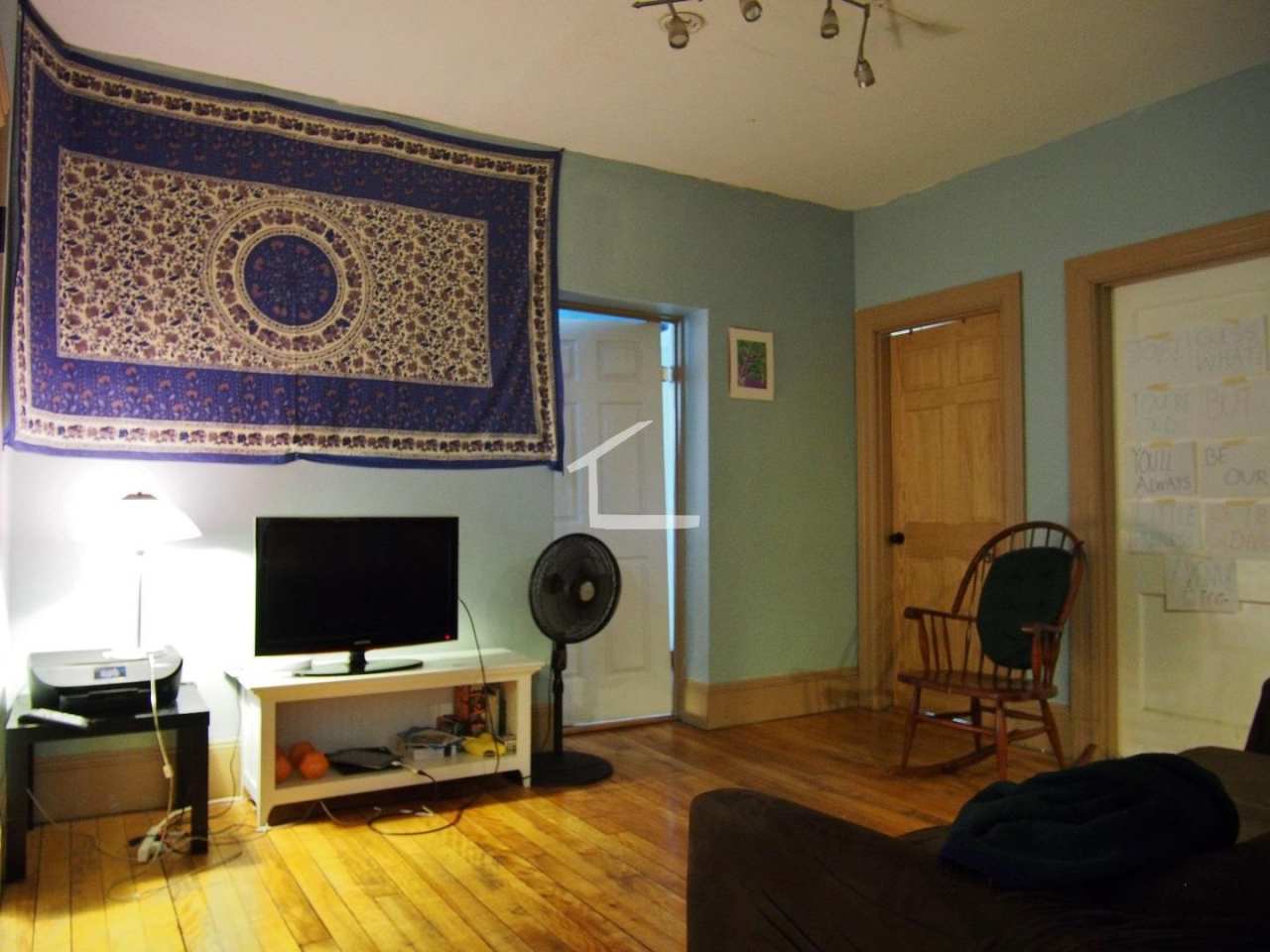 Nice 4 bed next to the green line in Allston