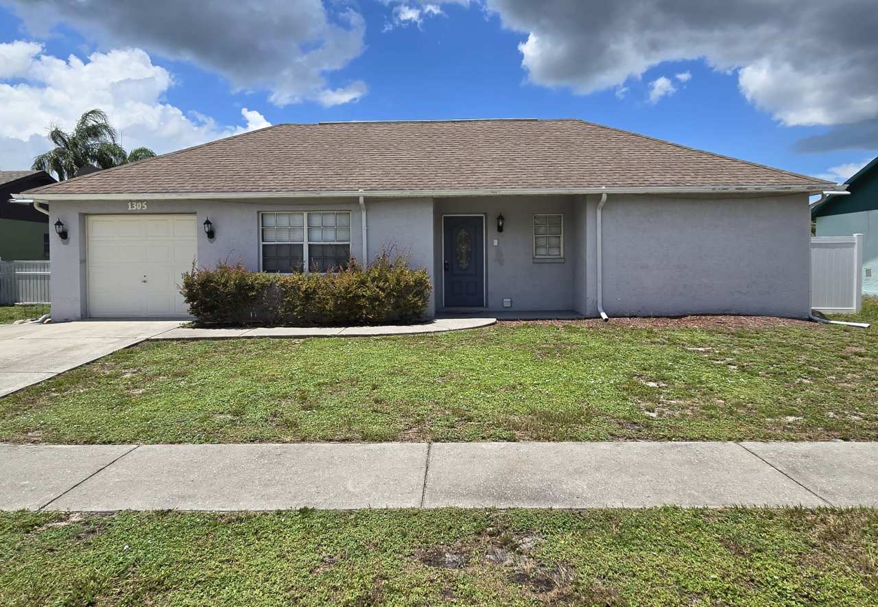 1305 Fuchsia Drive