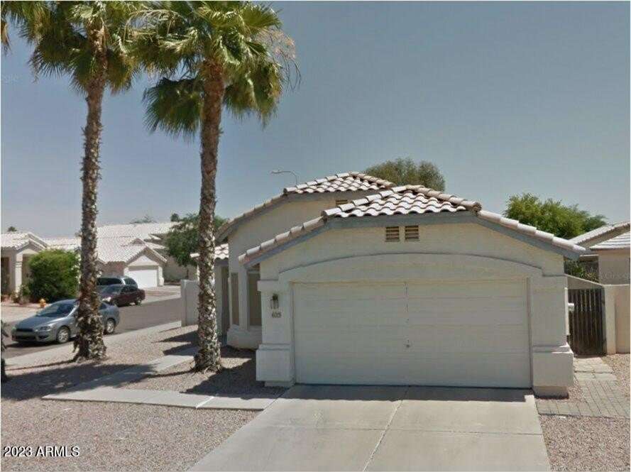 623 W GREENTREE Drive