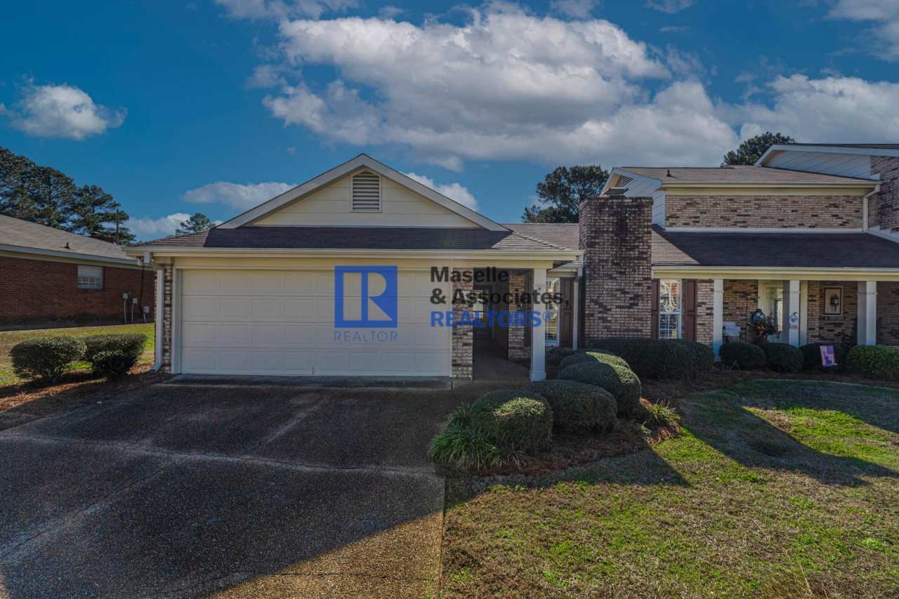 2 Bed/2 Bath Townhouse in Brandon