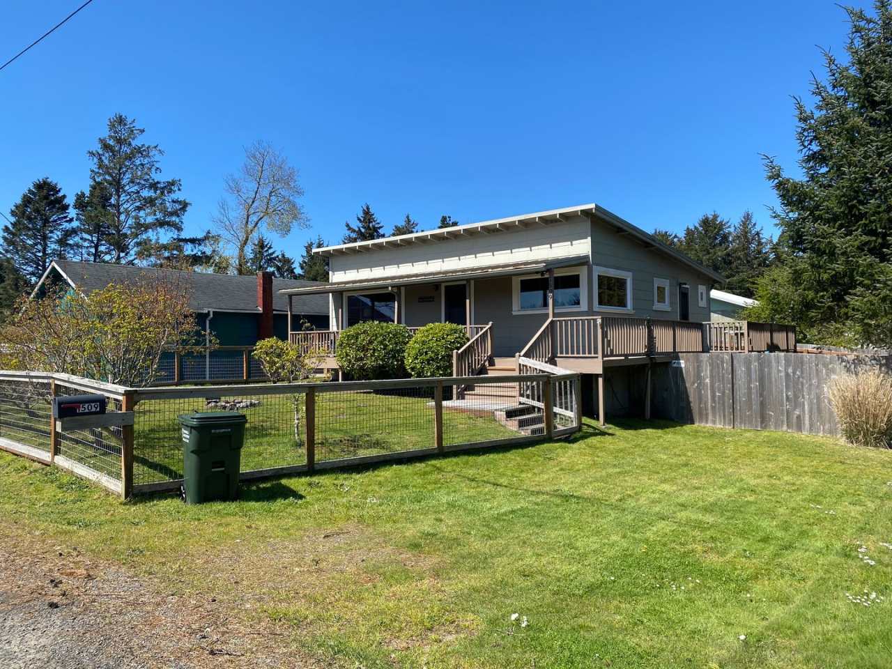 MONTHLY RENTAL ON LONG BEACH PENINSULA