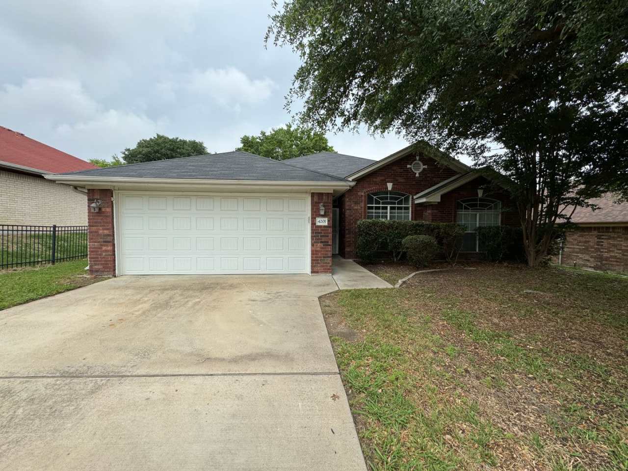 360 Virtual Tour Available