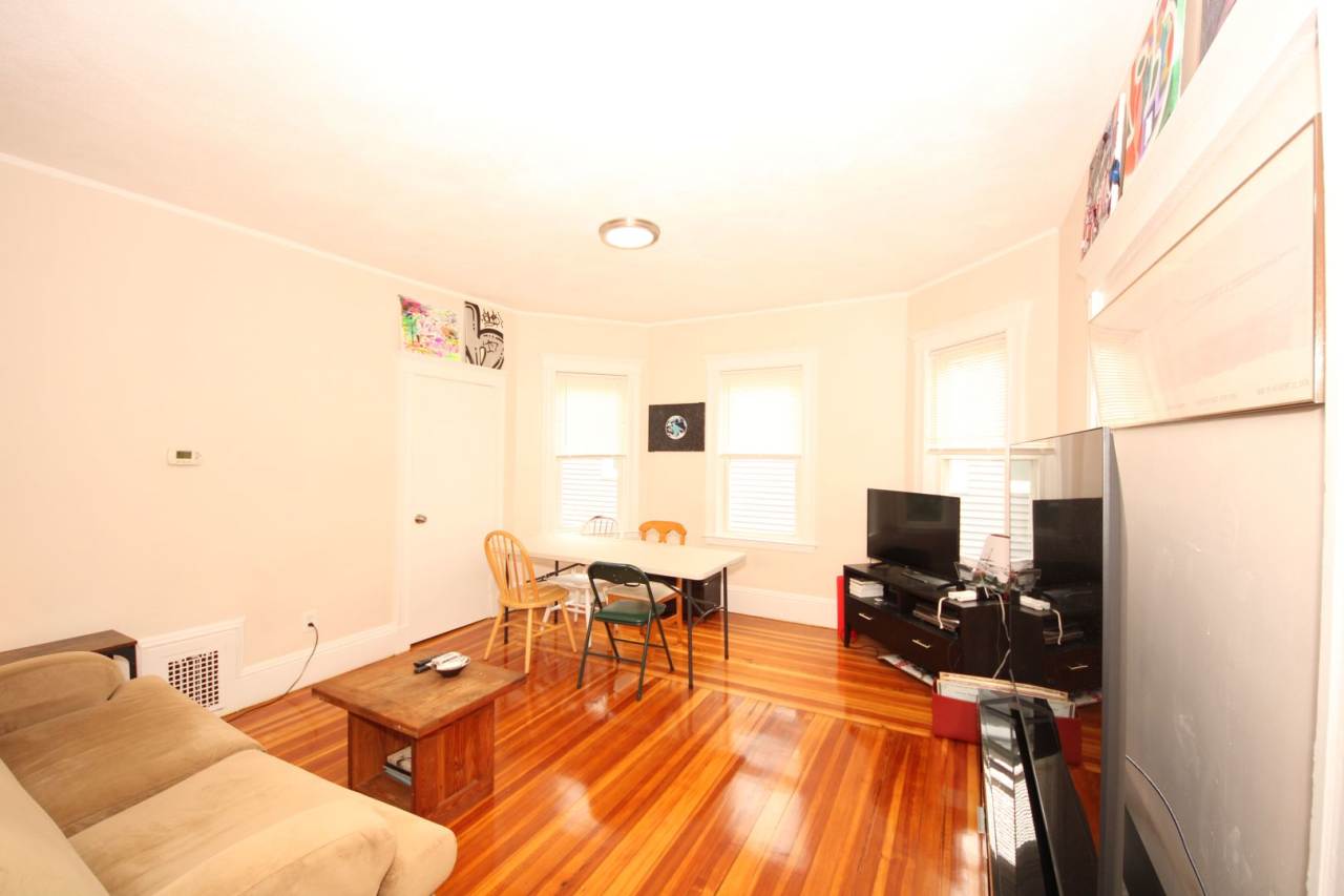 58 Parker St #3C Watertown MA 02472