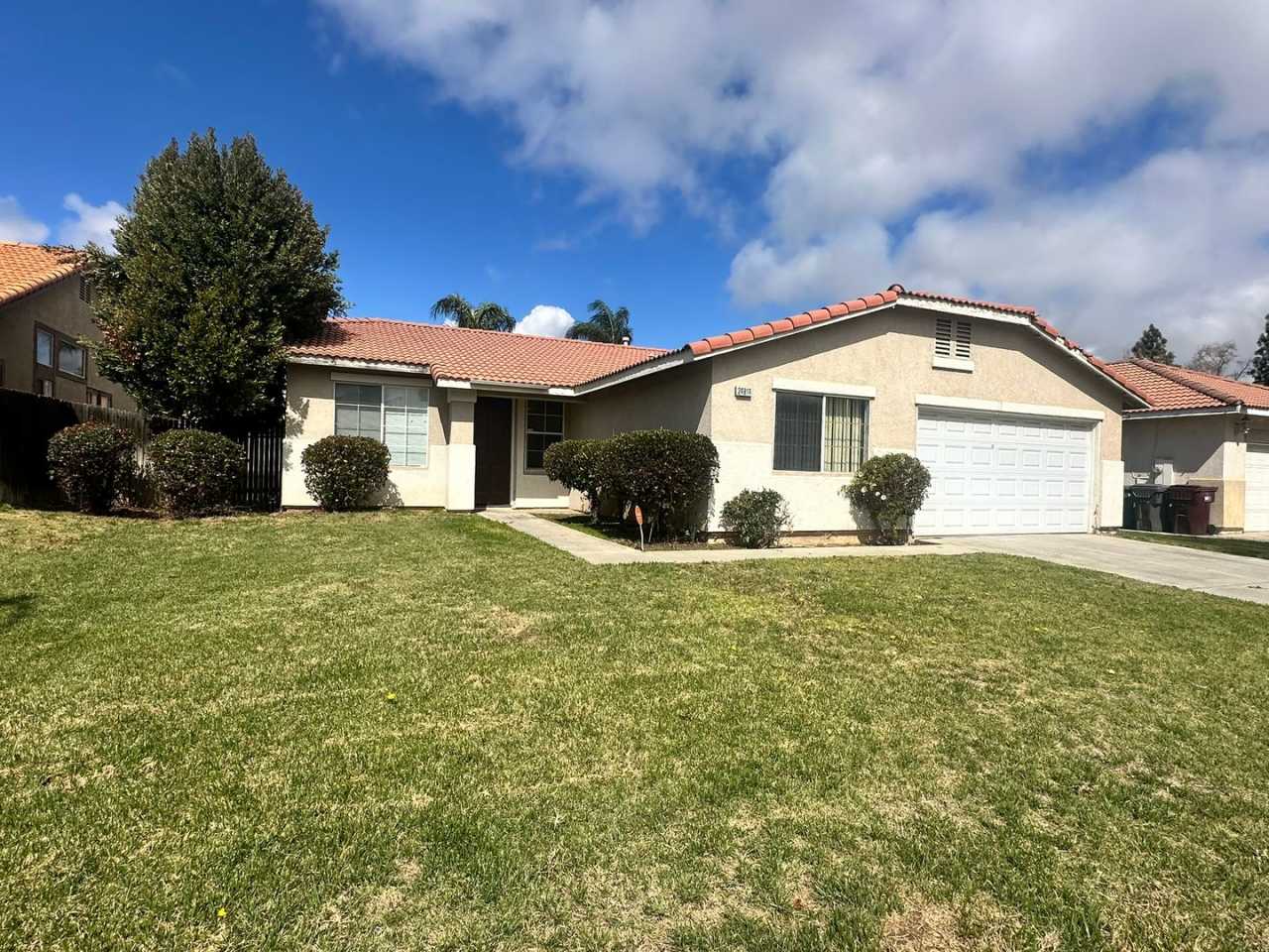 4BD/2BA House - Newgarden St.