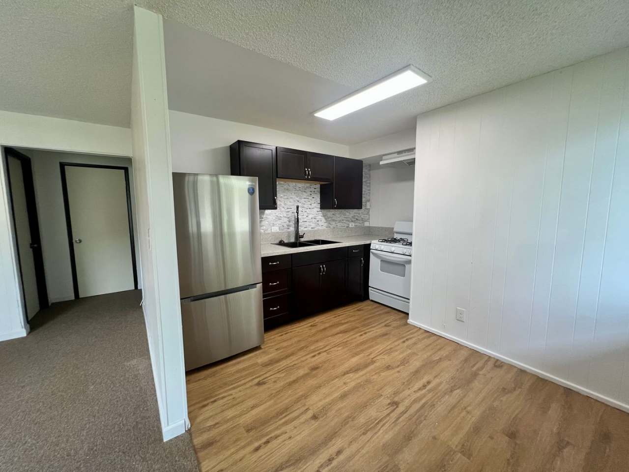 2 Bedroom, 1 Bath Condo- Hilo Terrace