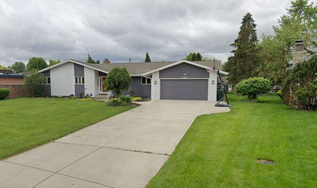 1585 South Roosevelt Avenue