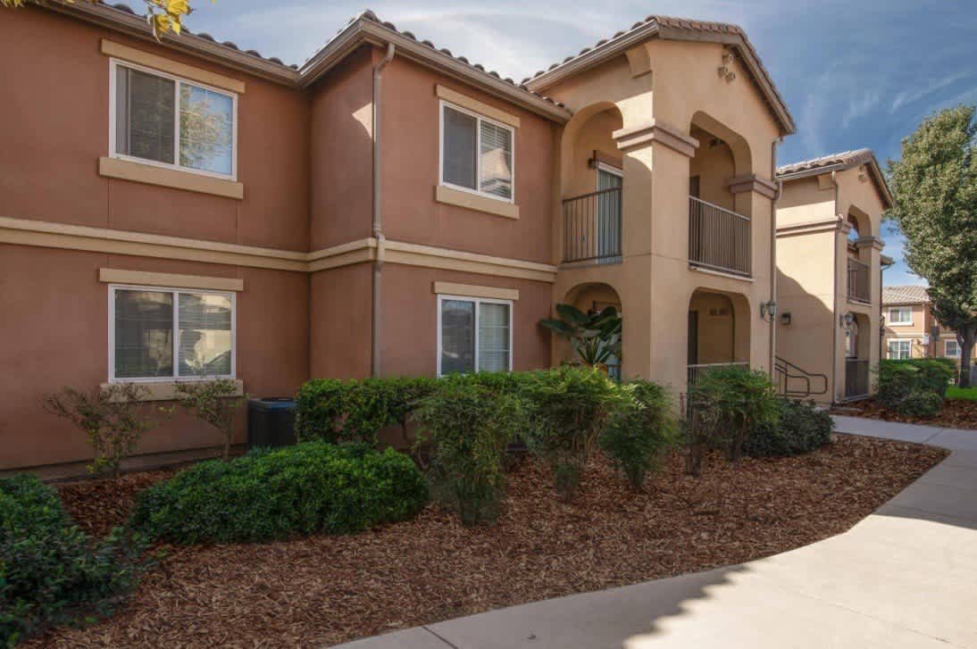 Mirage Vista Apartments