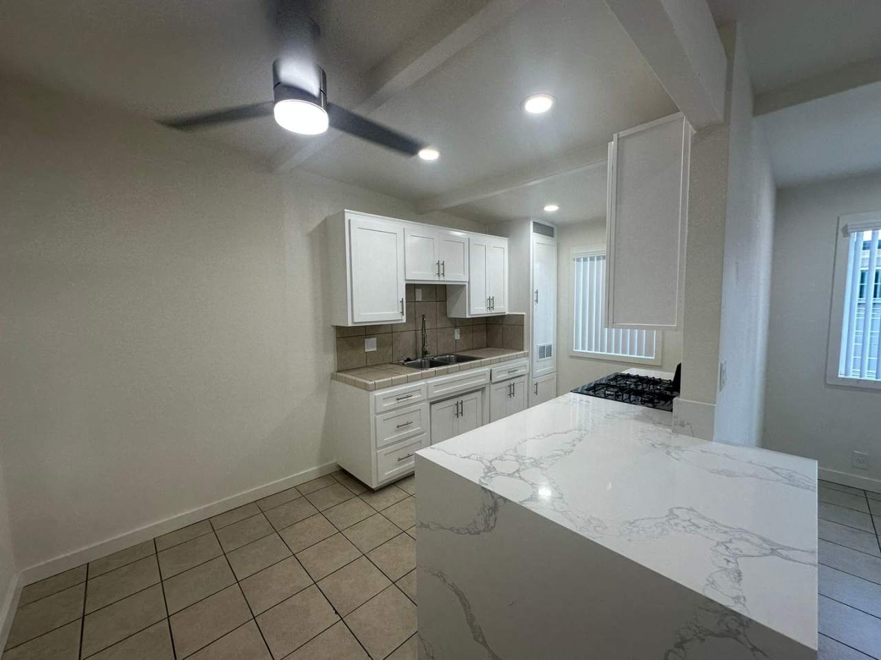Remodeled 1 Bedroom Unit in Orange