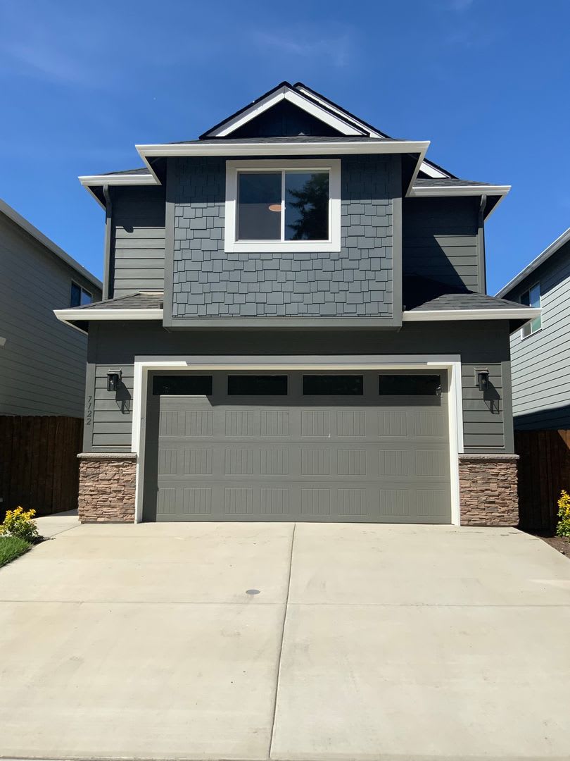 Gorgeous 3 Bedroom Home in Ridgefield