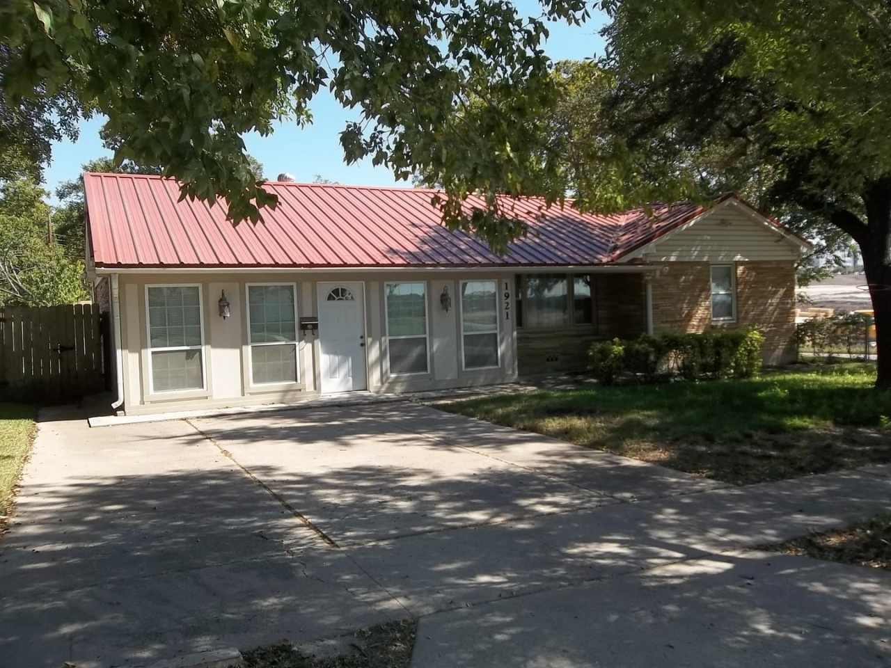 3 BEDROOM, CLOSE TO SCOTT  WHITE