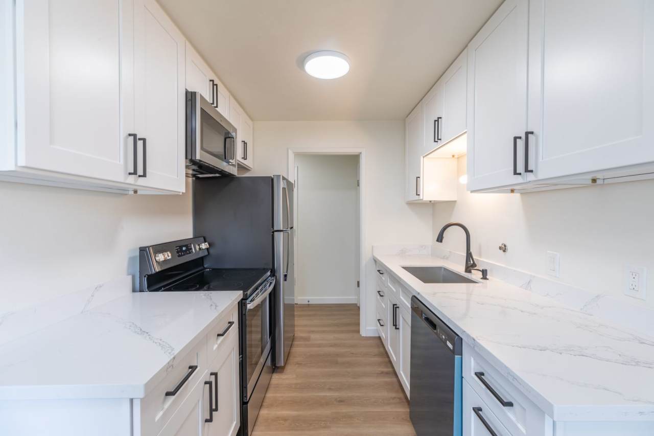 White Heather Apartments