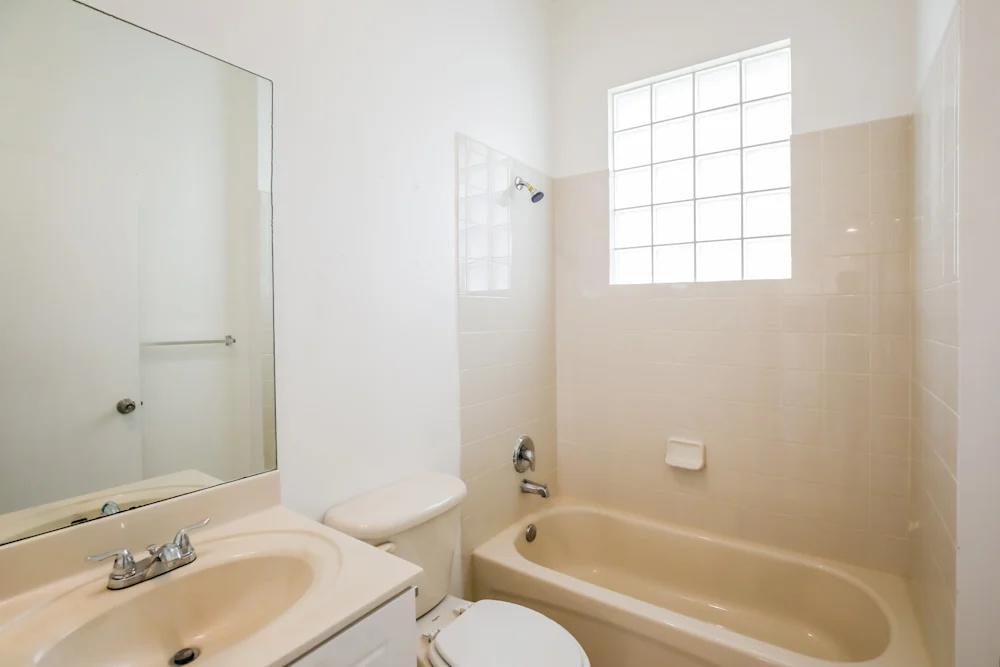 9137 Grand Canal Drive