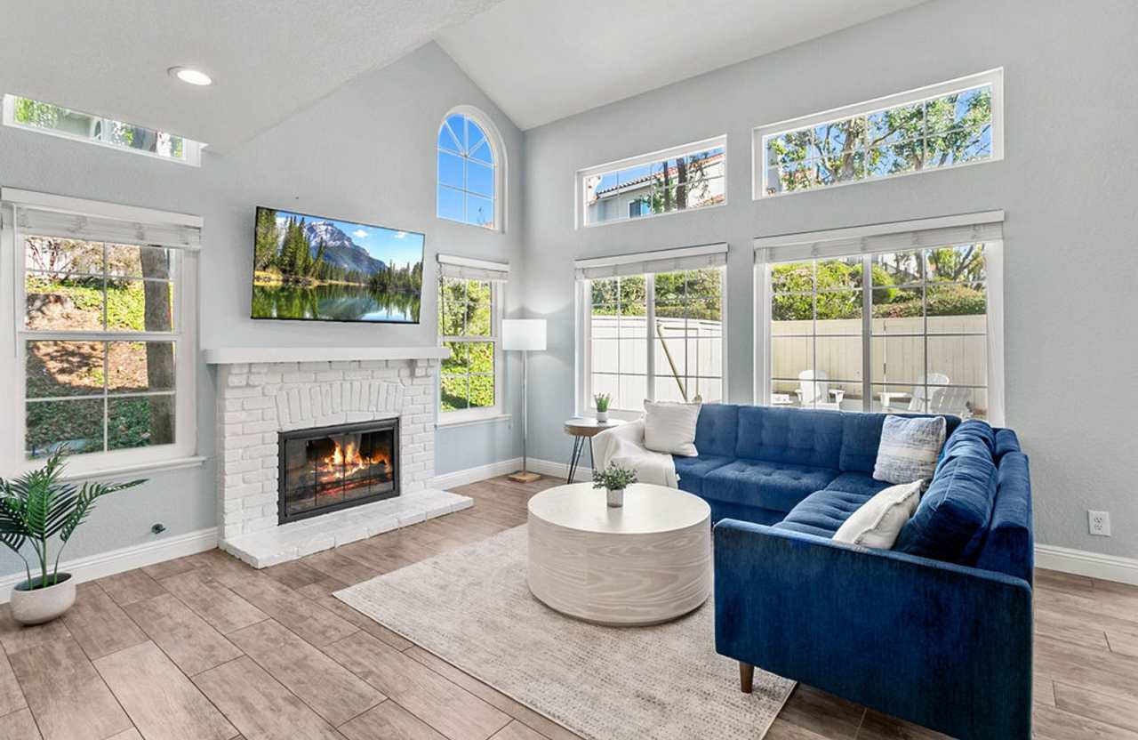 Stylish and FURNISHED 3-Bedroom + Loft Townhouse in Rancho Santa Margarita!