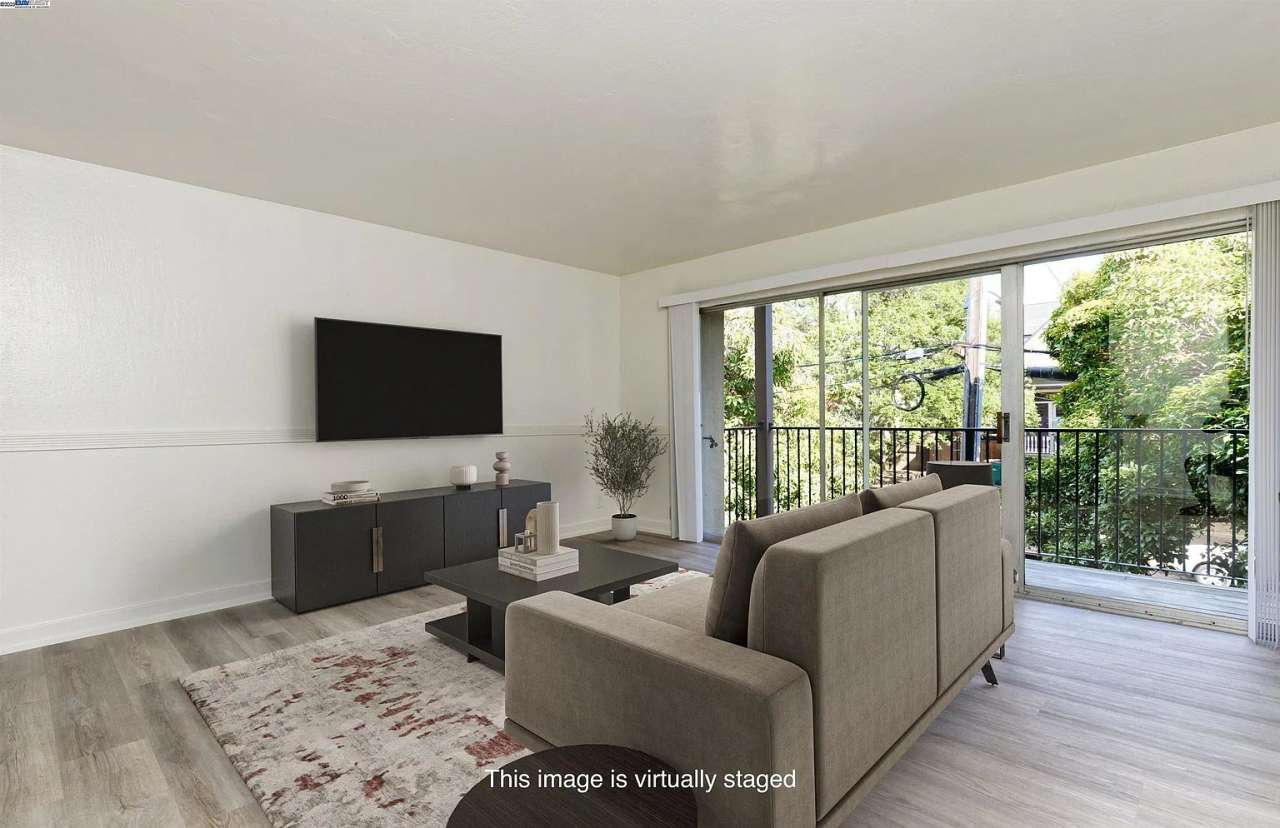 425 Orange St Apt 212