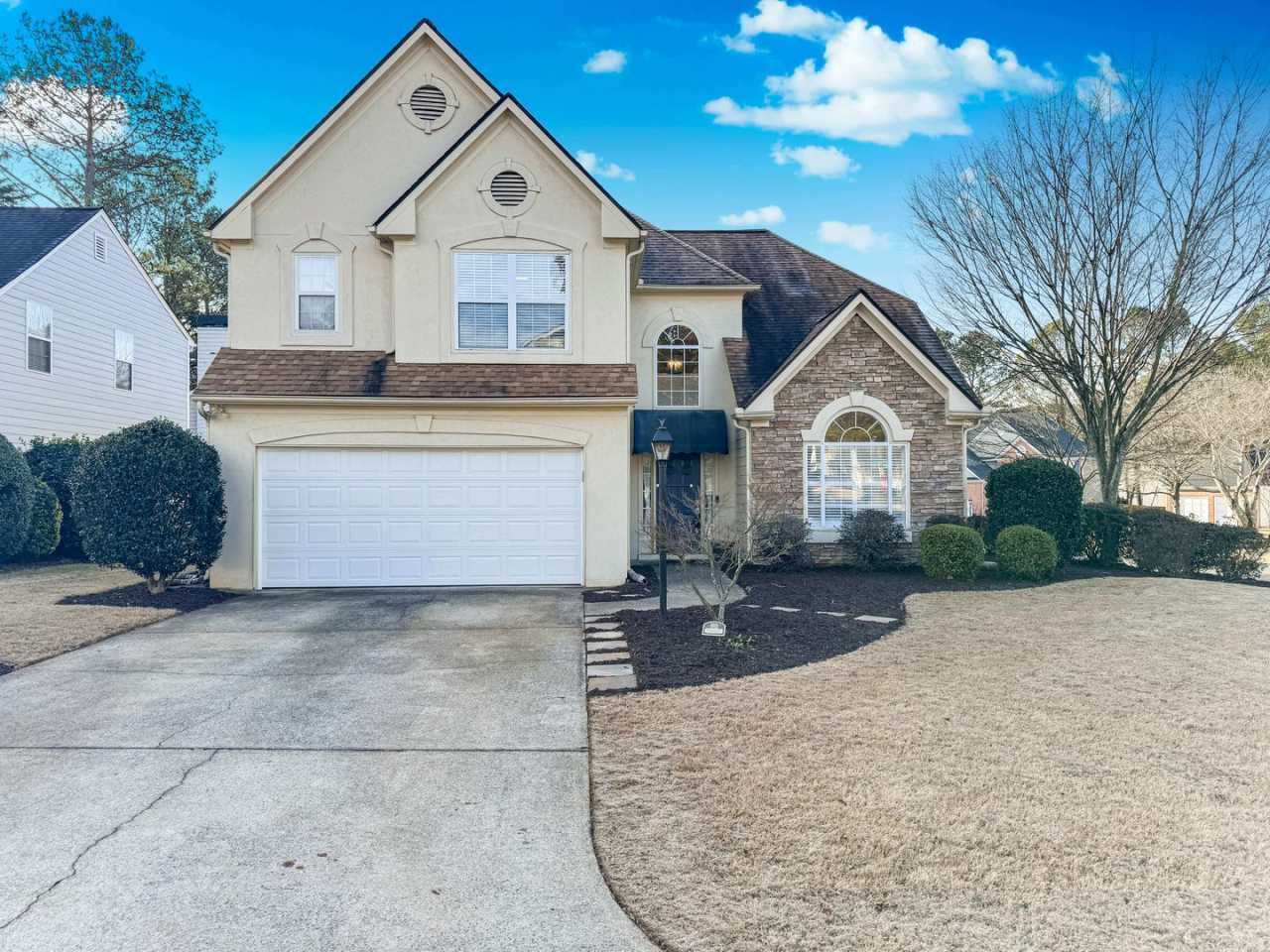 Stunning 3 BR/2.5 BA in East Cobb - Corner Lot