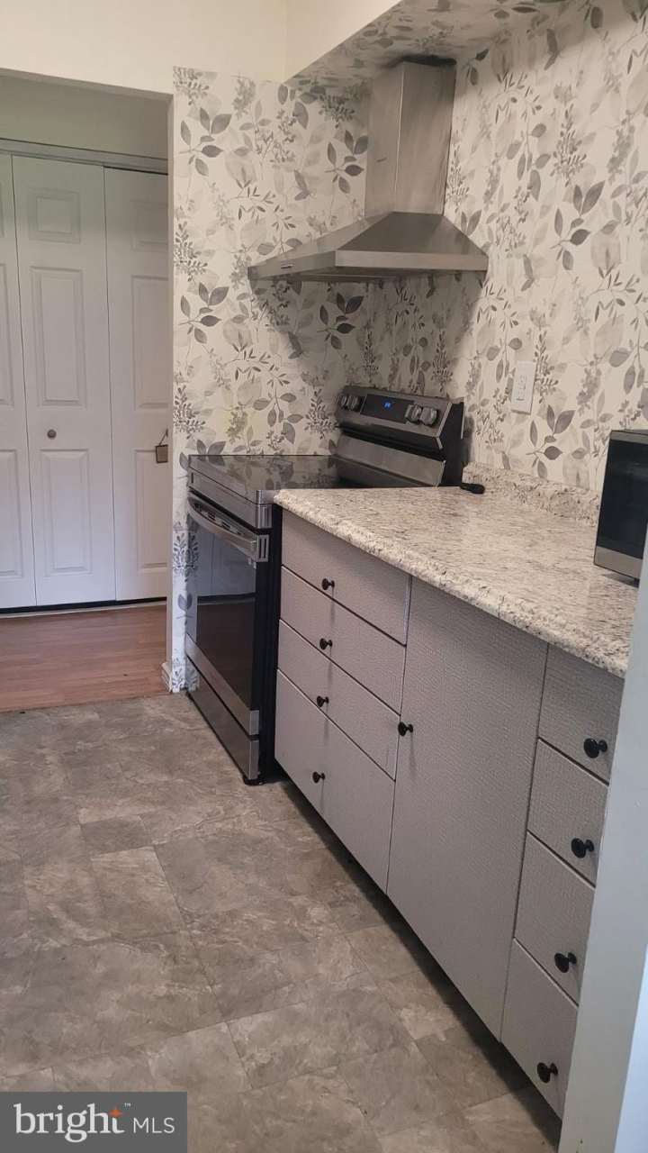 280 BRIDGEWATER Road unit: B-16