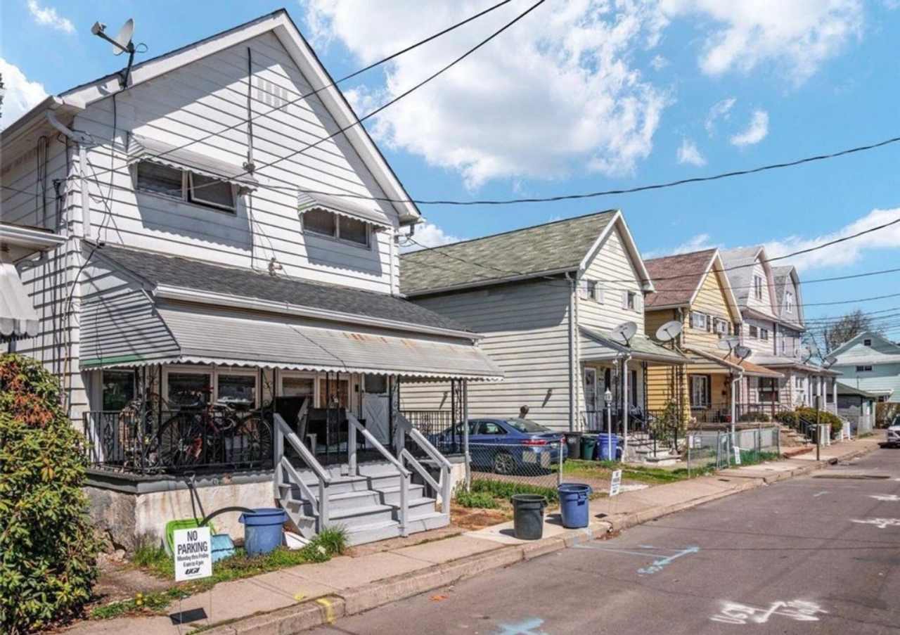 60-62 Luzerne Street