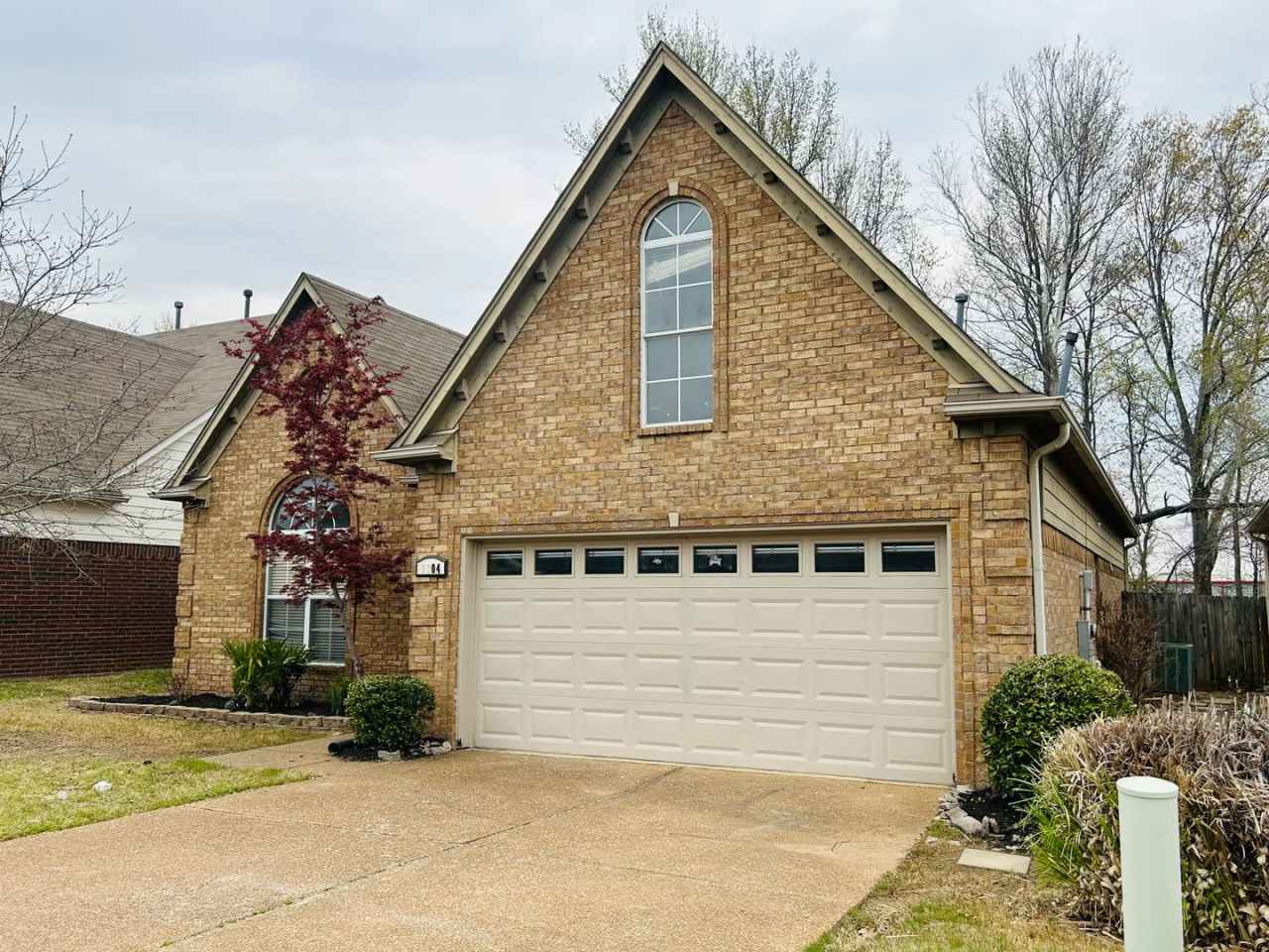 Glen Ridge Subdivision! Large Bonus Room Upstairs!