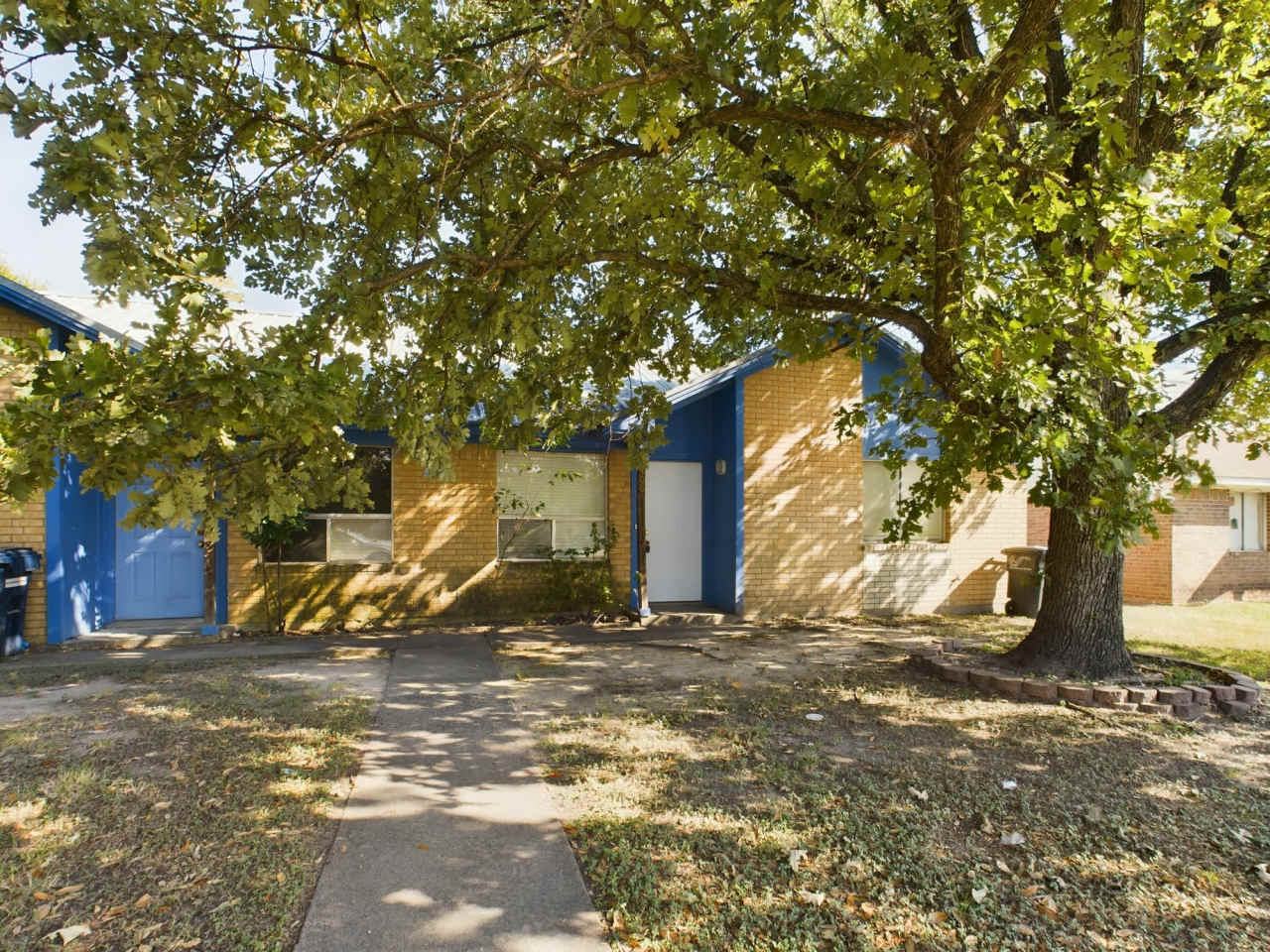 410 University Oaks Blvd