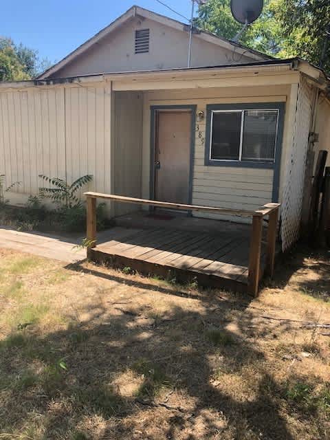 CUTE ONE BEDROOM HOME LOCATED OFF OF BECHELLI