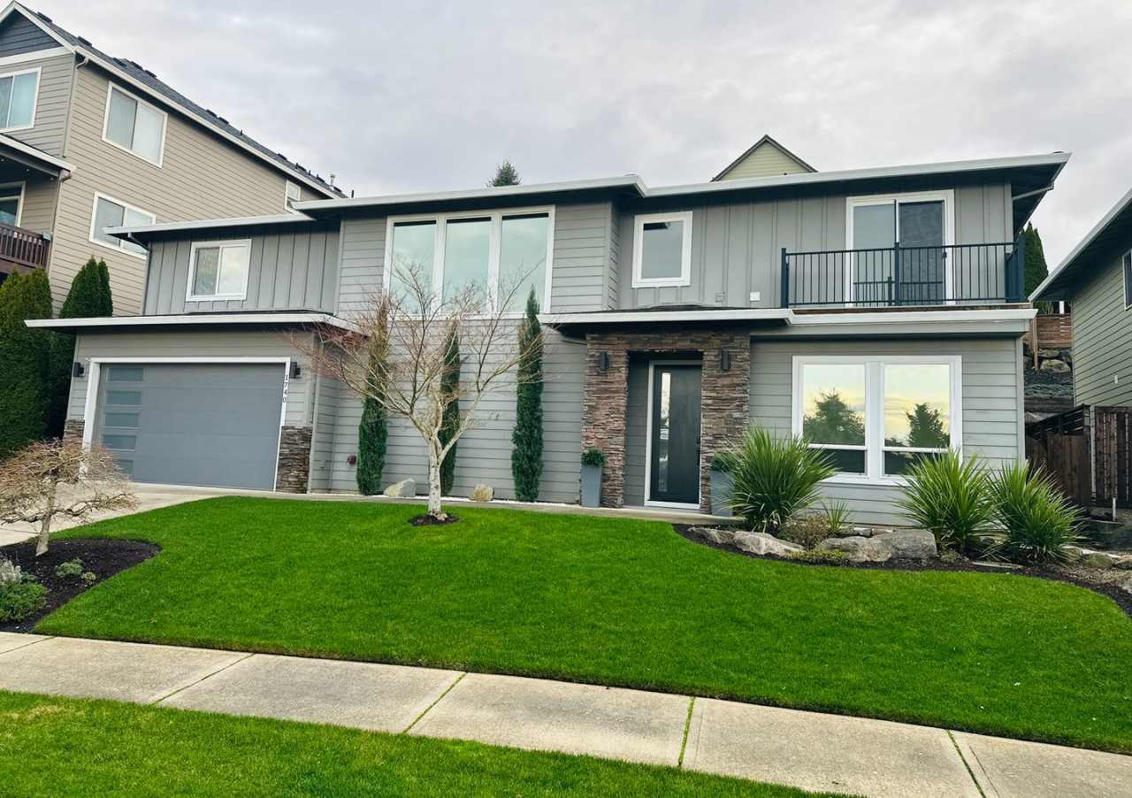 Gorgeous Custom Camas Home