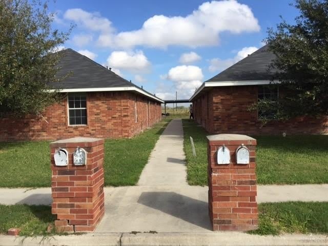 1815 W Portales Drive