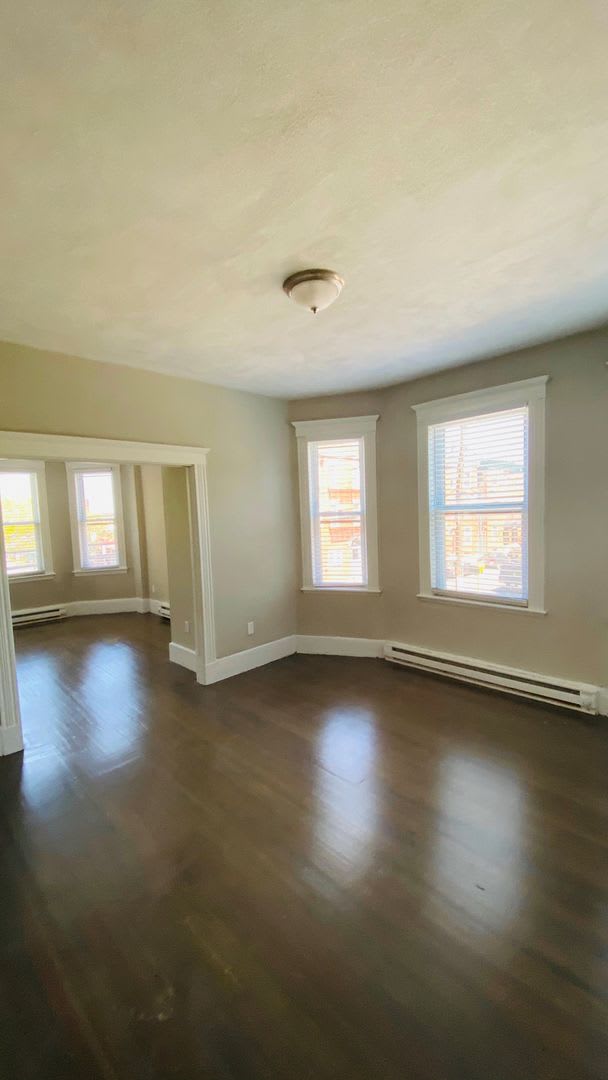 Spacious 3 Bedroom in Chelsea