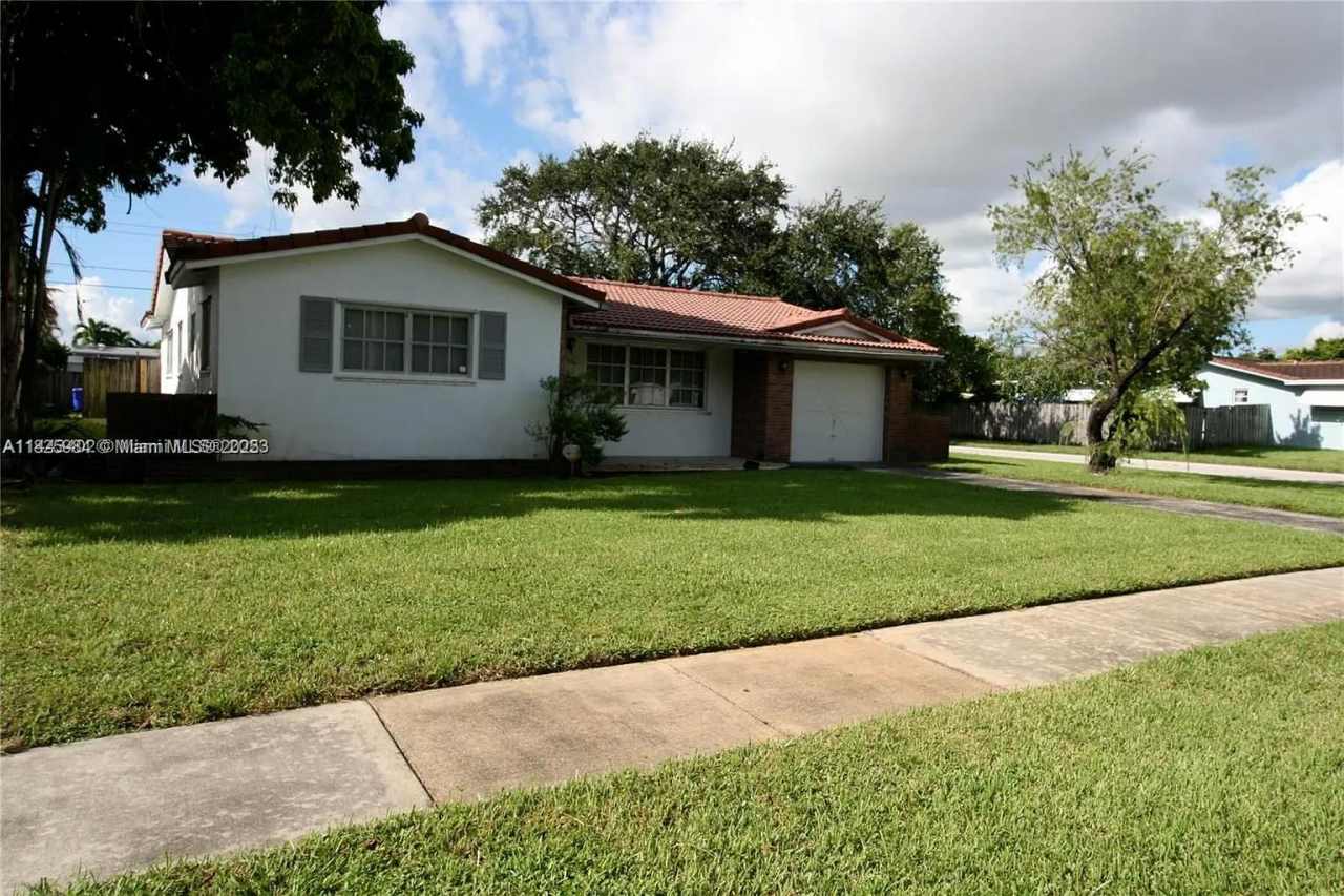 4534 Van Buren Street