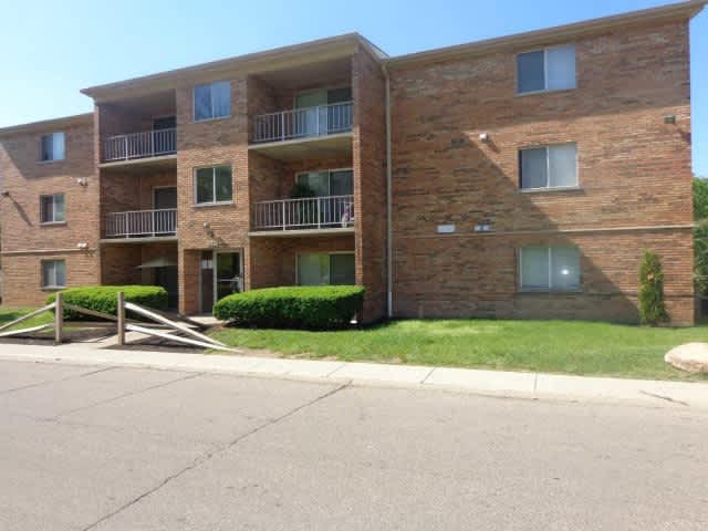 2682 Lafeuille Cir Unit D32
