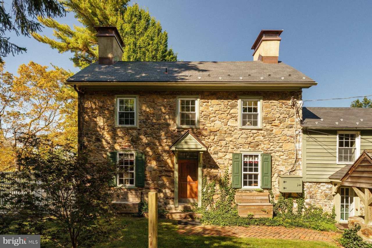 2943 WINDY BUSH Road