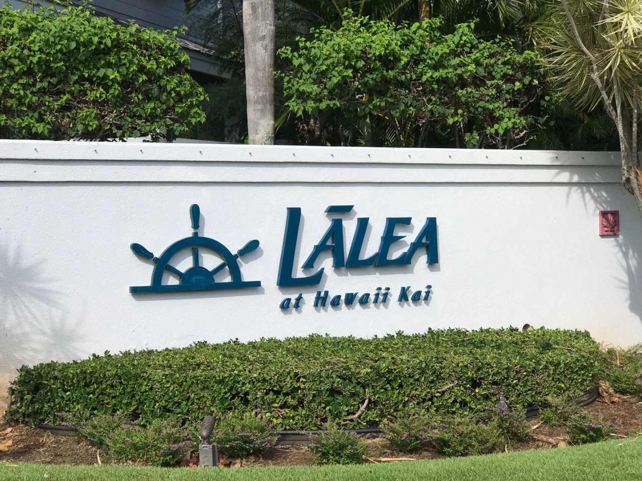 Lalea at Hawaii Kai 2 Bdrm., .1 bath, 2 un-cov'd Pkg., Pool