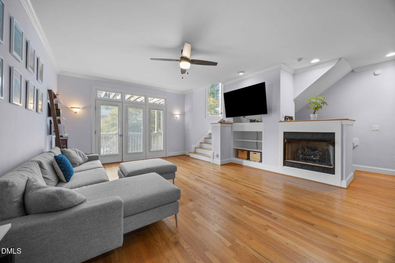 4826-1 Crestmore Road