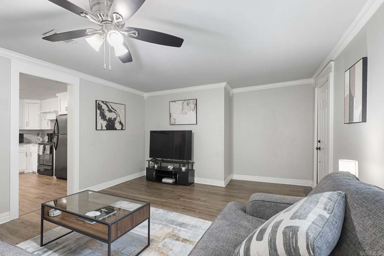 2017 Hairston Avenue