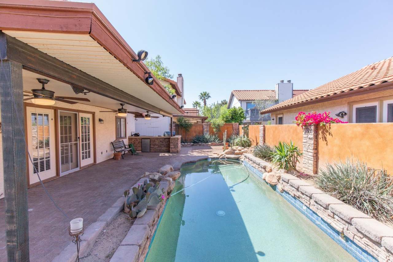 Gorgeous 3 Bedroom with Oasis Backyard in Dobson Ranch