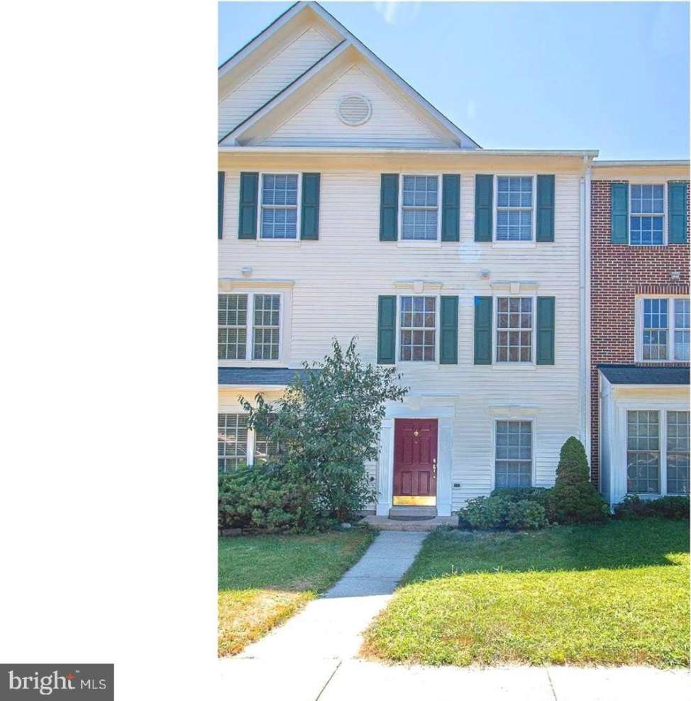 42821 PILGRIM Square