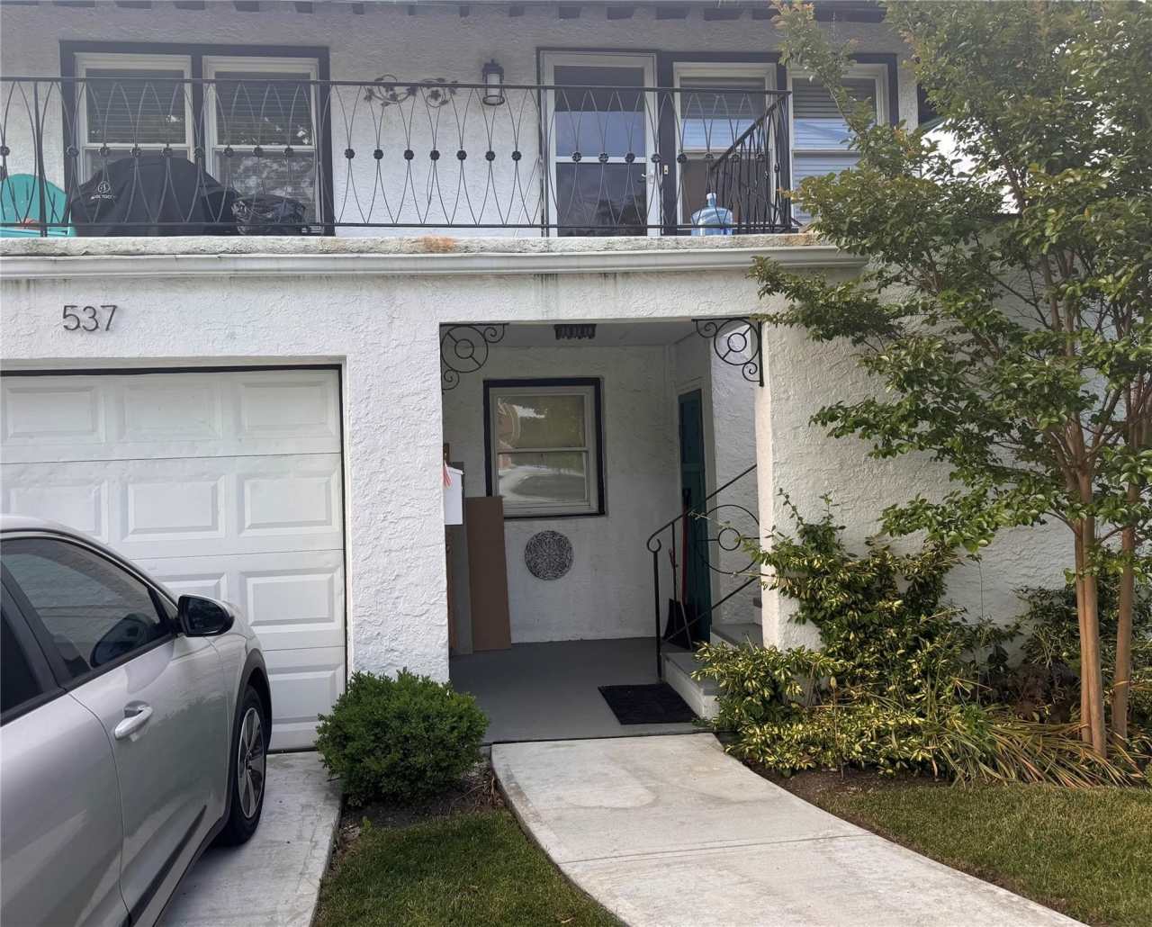 537 E Chester Street