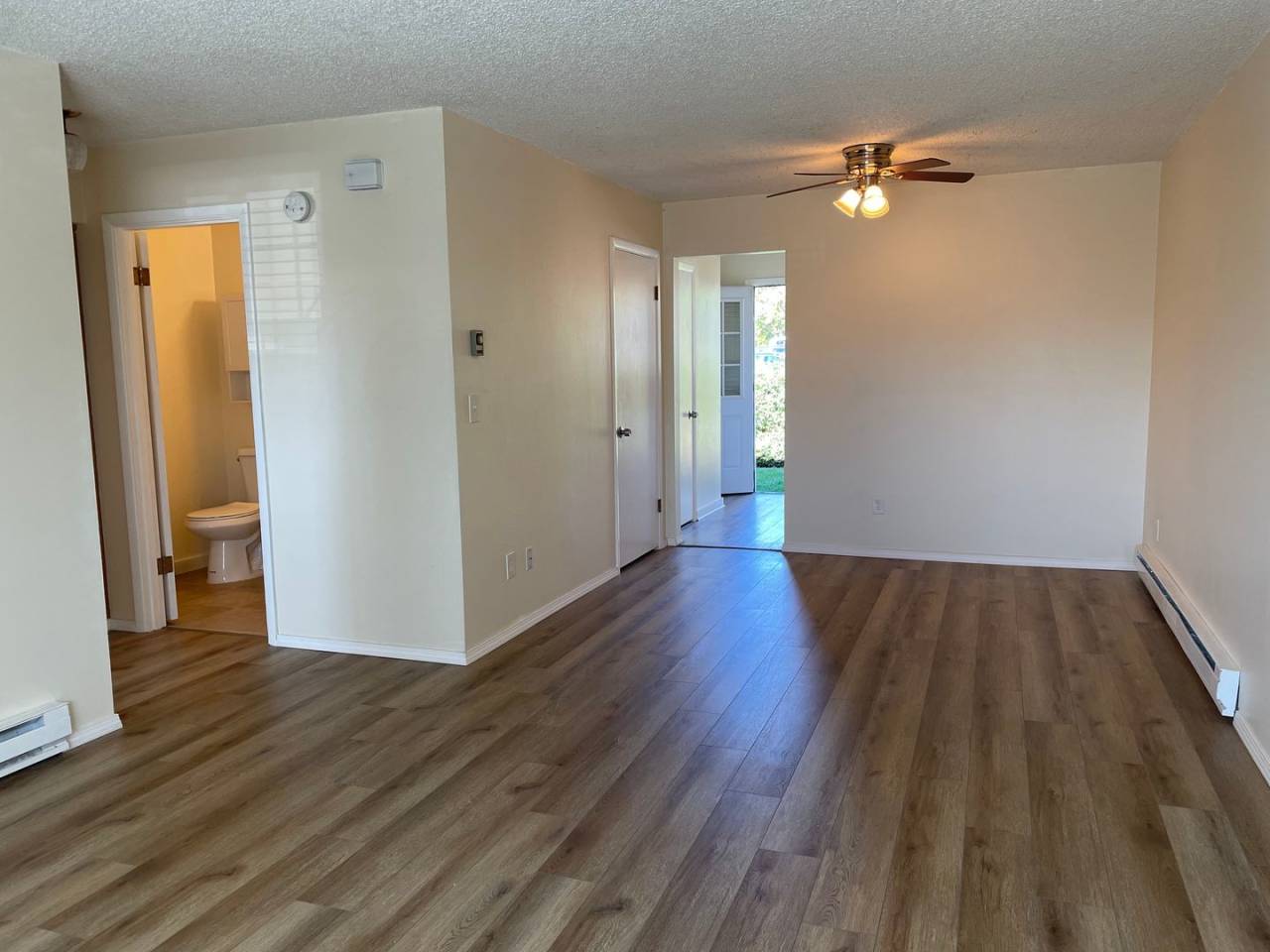 HPPh2415 - Gaiser Court Apartments