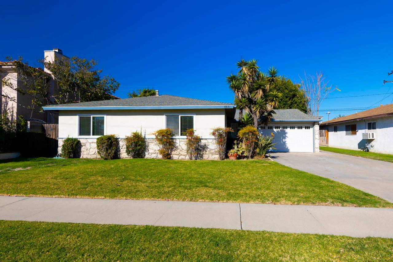 Remodeled 3-bedroom, 1-bath, Single-Level Home Located in a Quiet Neighborhood.