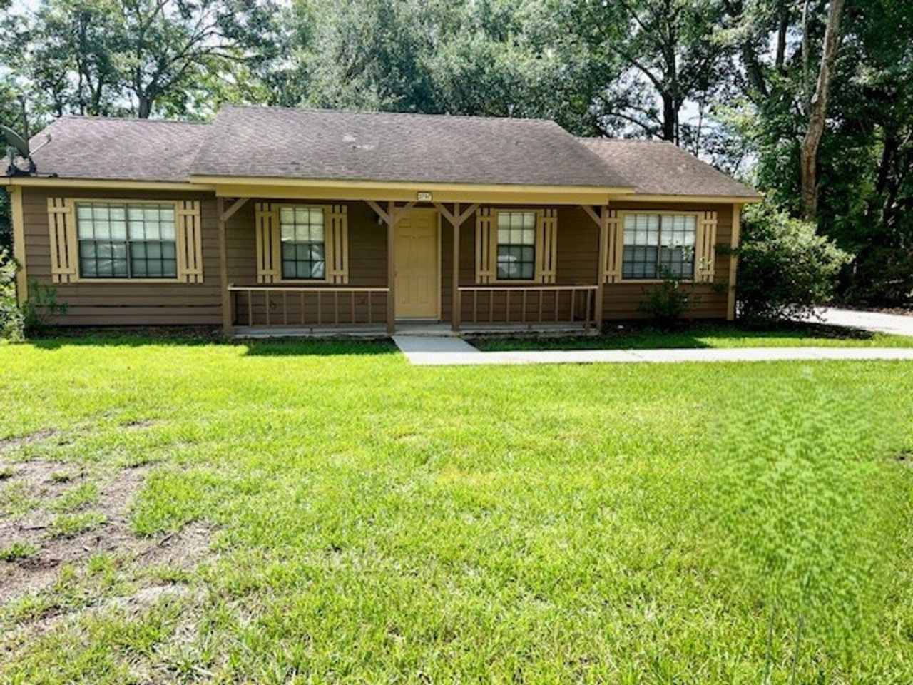 Freshly Renovated 3/2