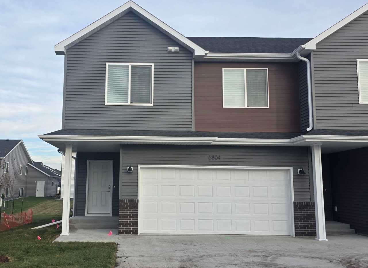 Live the Good Life in Fargo's Golden Valley Townhomes