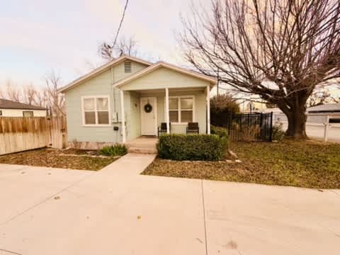 998 North 6th Street