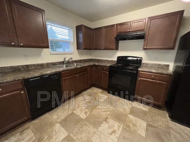 5675 Laurel Ridge Circle