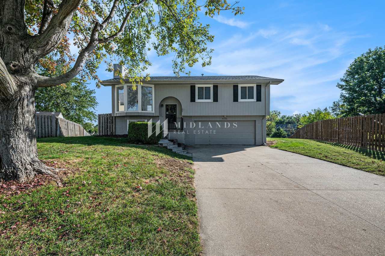 Looking Glass Heights