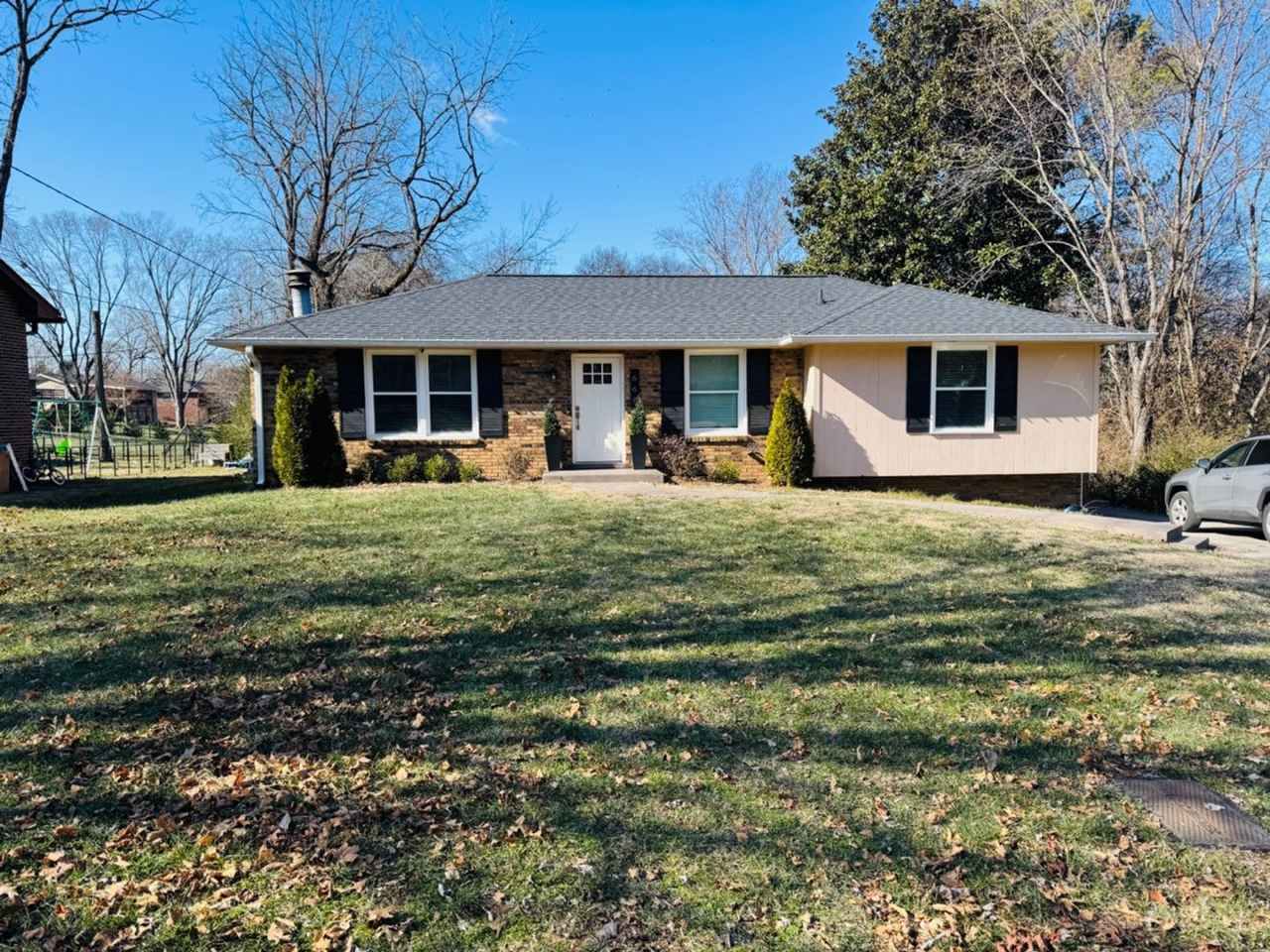 For Lease - Stunning 3 Bed, 2 Bath, 1400sqft home in Nashville