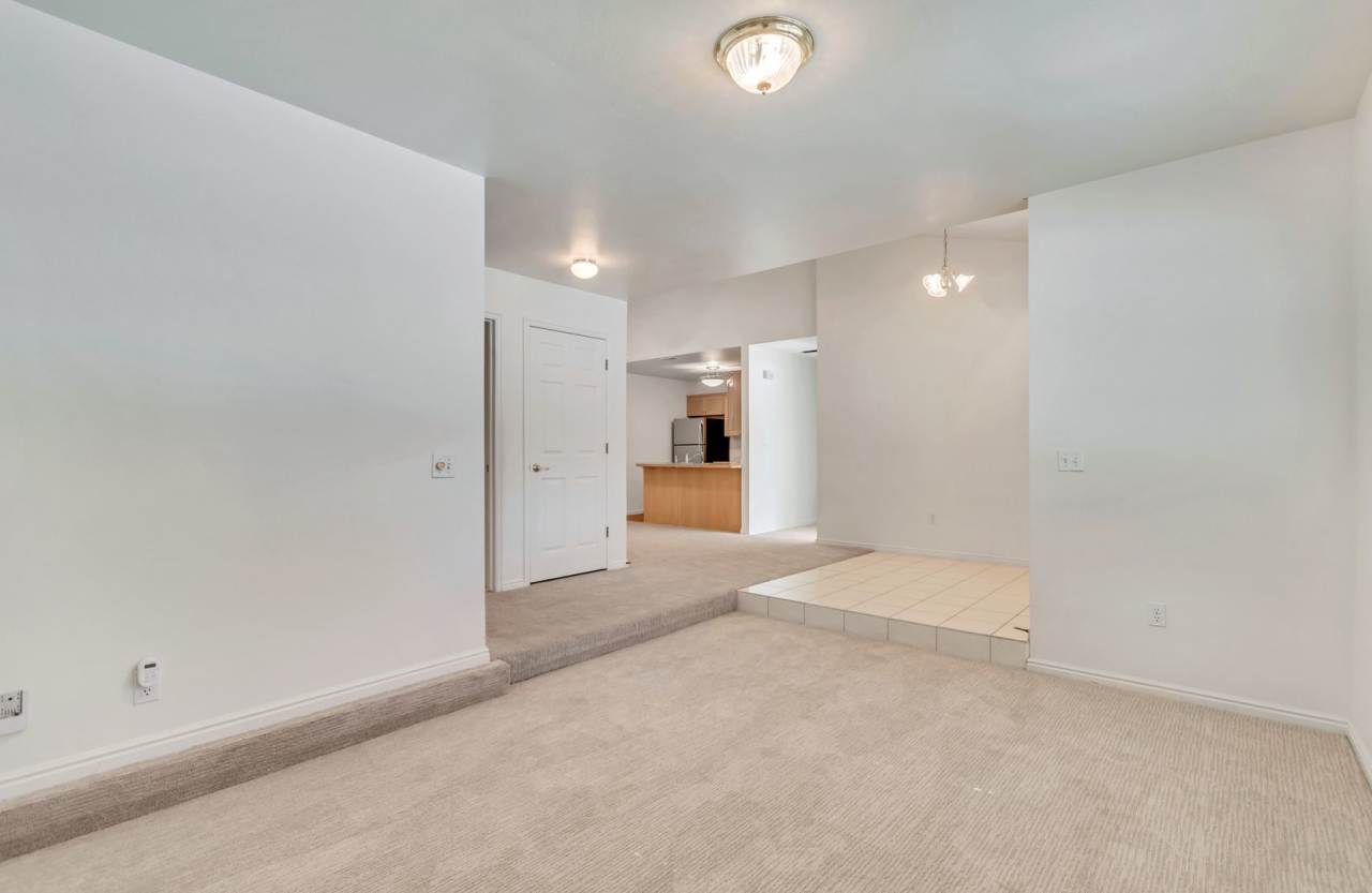 3 Bedroom Condo with Natural Light