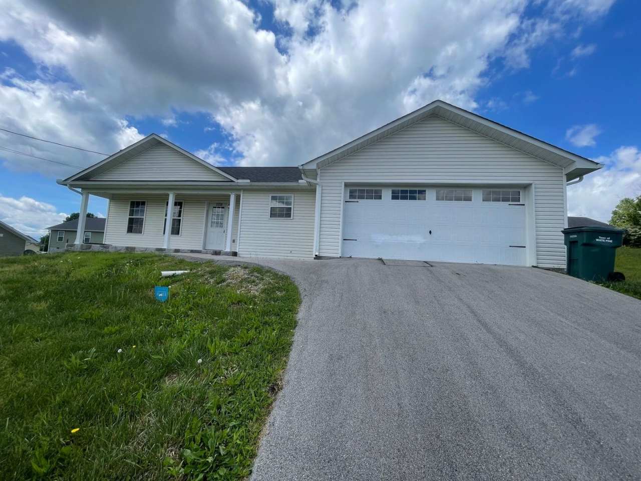 Single Family Home in White Pine TN