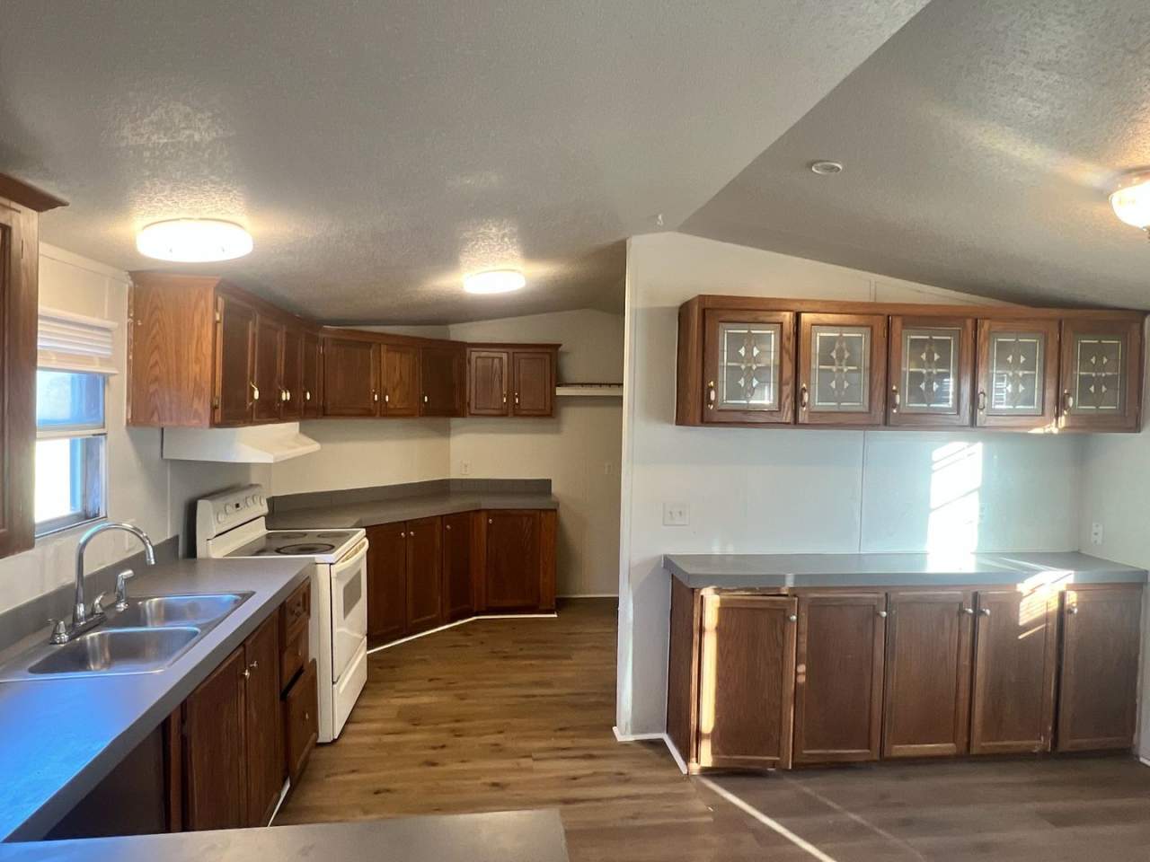 1625 S 5th St - Beautiful Spacious Home