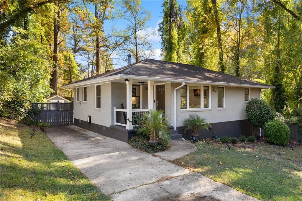 1290 Glen Forest Way