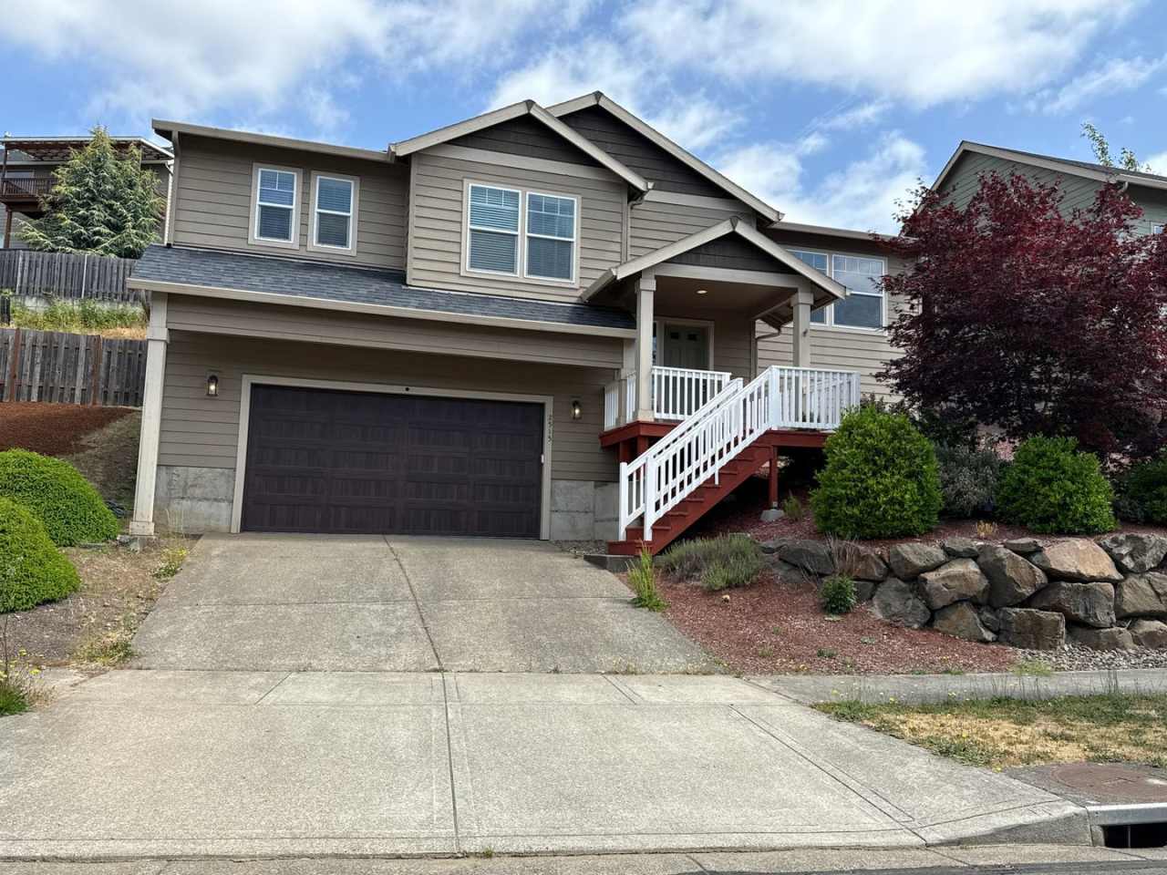 Beautiful 3 Bedroom 2.0 Bathroom Home in West Salem